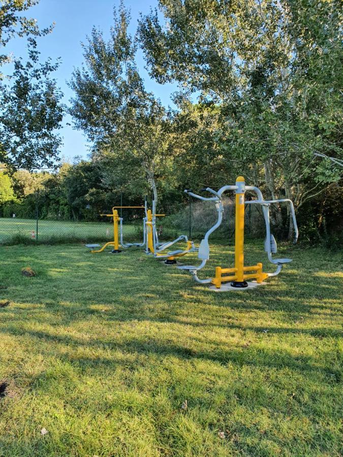 Camping La Sousta**** Remoulins Exterior photo